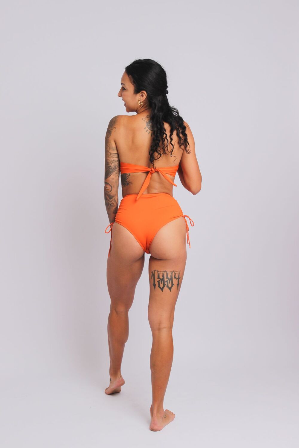 2437 - Calcinha de Biquíni Shortinho com Ajuste Laranja - Duna Casual