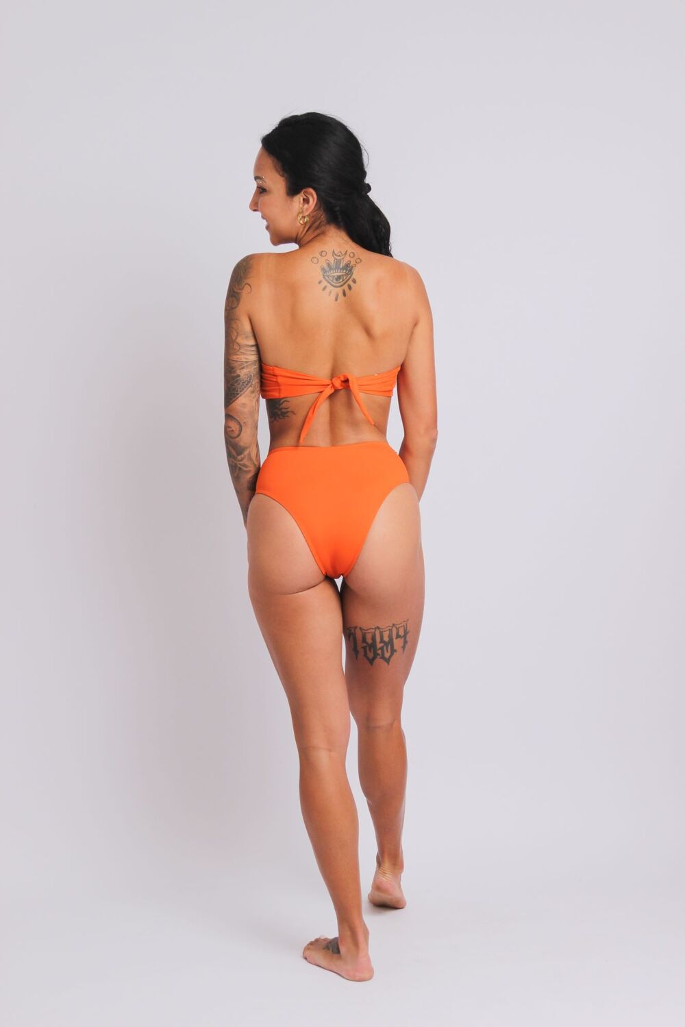 2402 - Calcinha de Biquíni Lateral Larga Faixa e Fivela Laranja - Duna Casual
