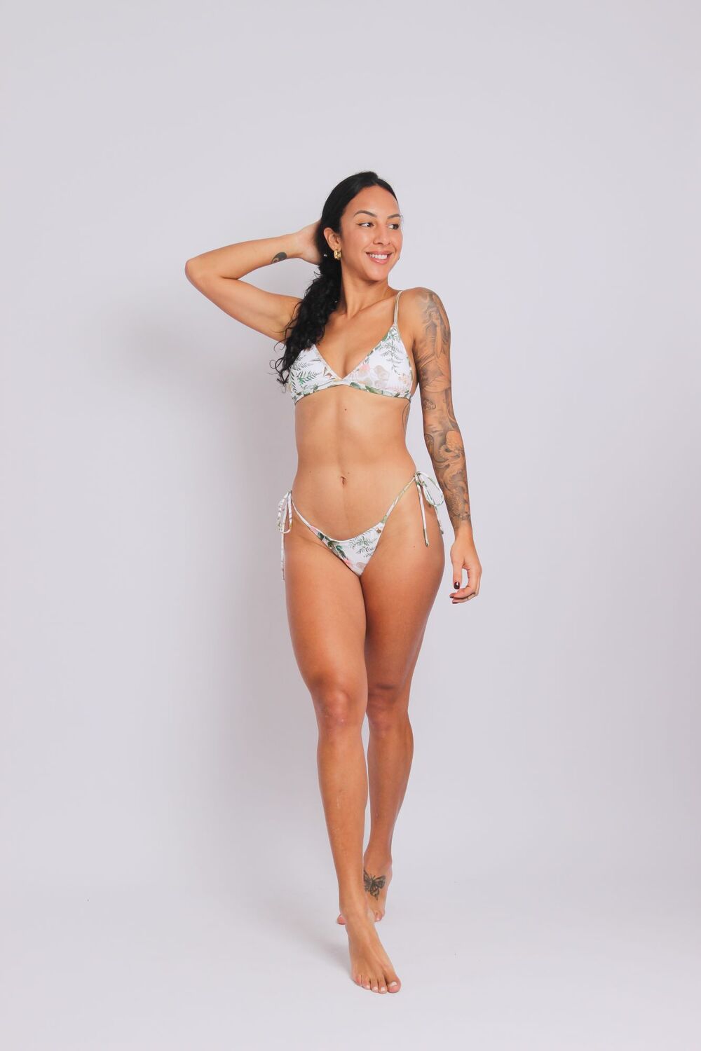 2410 - Calcinha de Biquíni Fio De Lacinho Fino Luxemburgo - Duna Casual