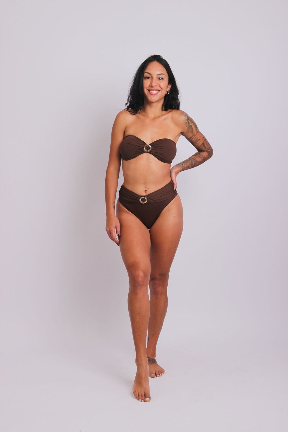 2402 - Calcinha de Biquíni Lateral Larga Faixa e Fivela Marrom - Duna Casual