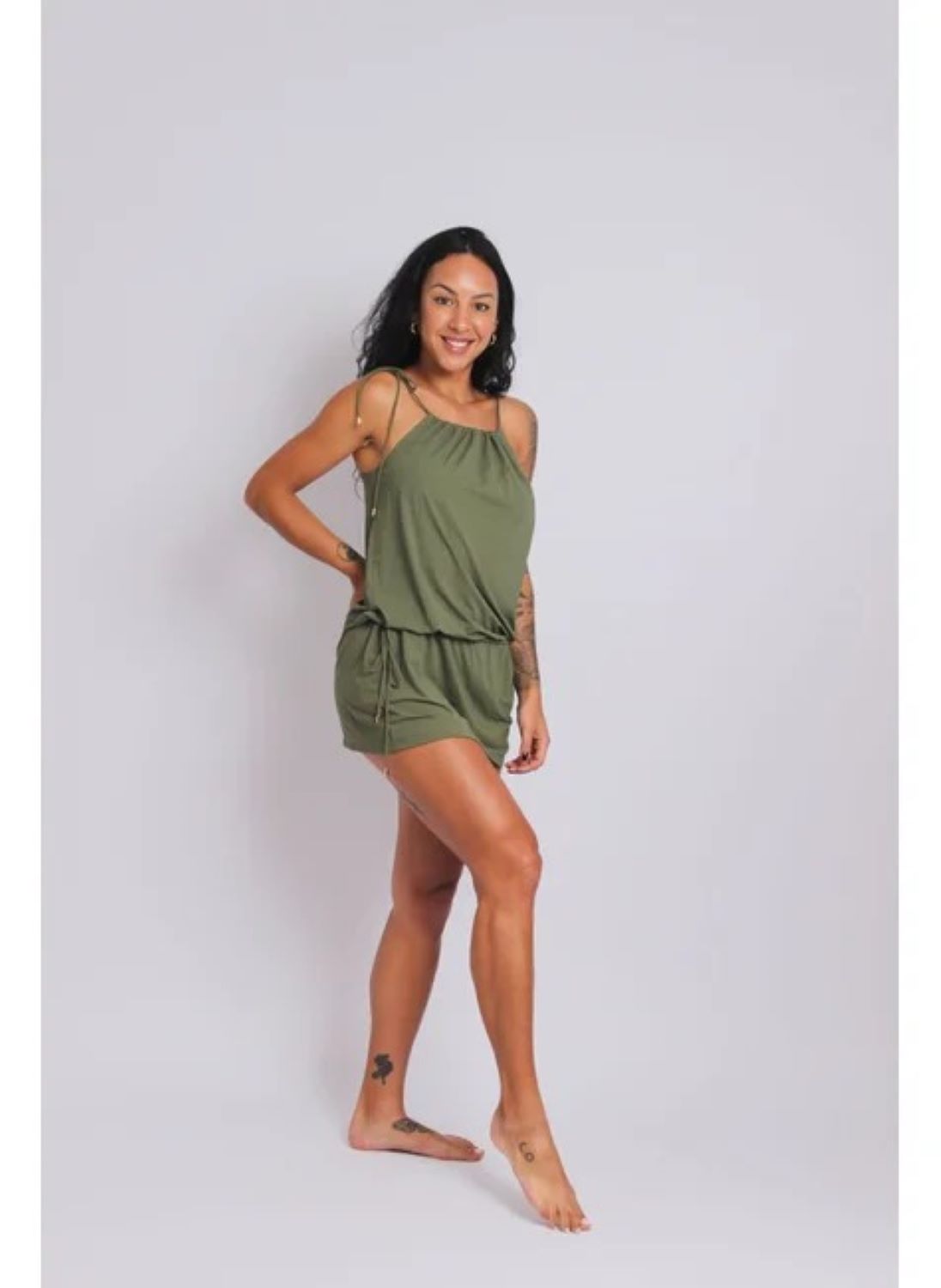 4001 - Saída de Praia Curta Clássica Verde Oliva - Duna Casual