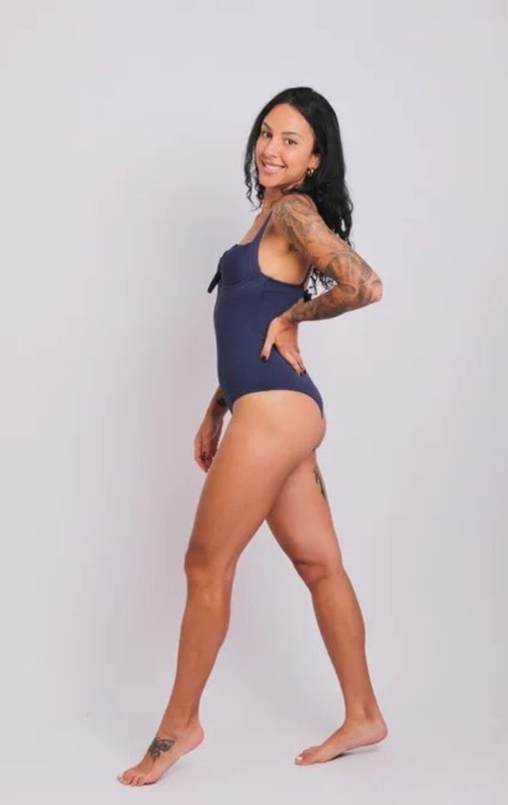 2621 - Maiô Com Bojo e Aro Azul Marinho - Duna Casual