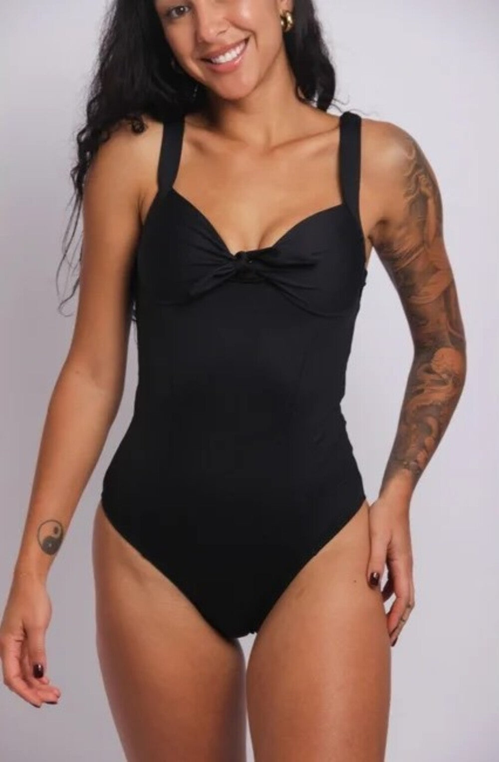 2621 - Maiô Com Bojo e Aro Preto - Duna Casual