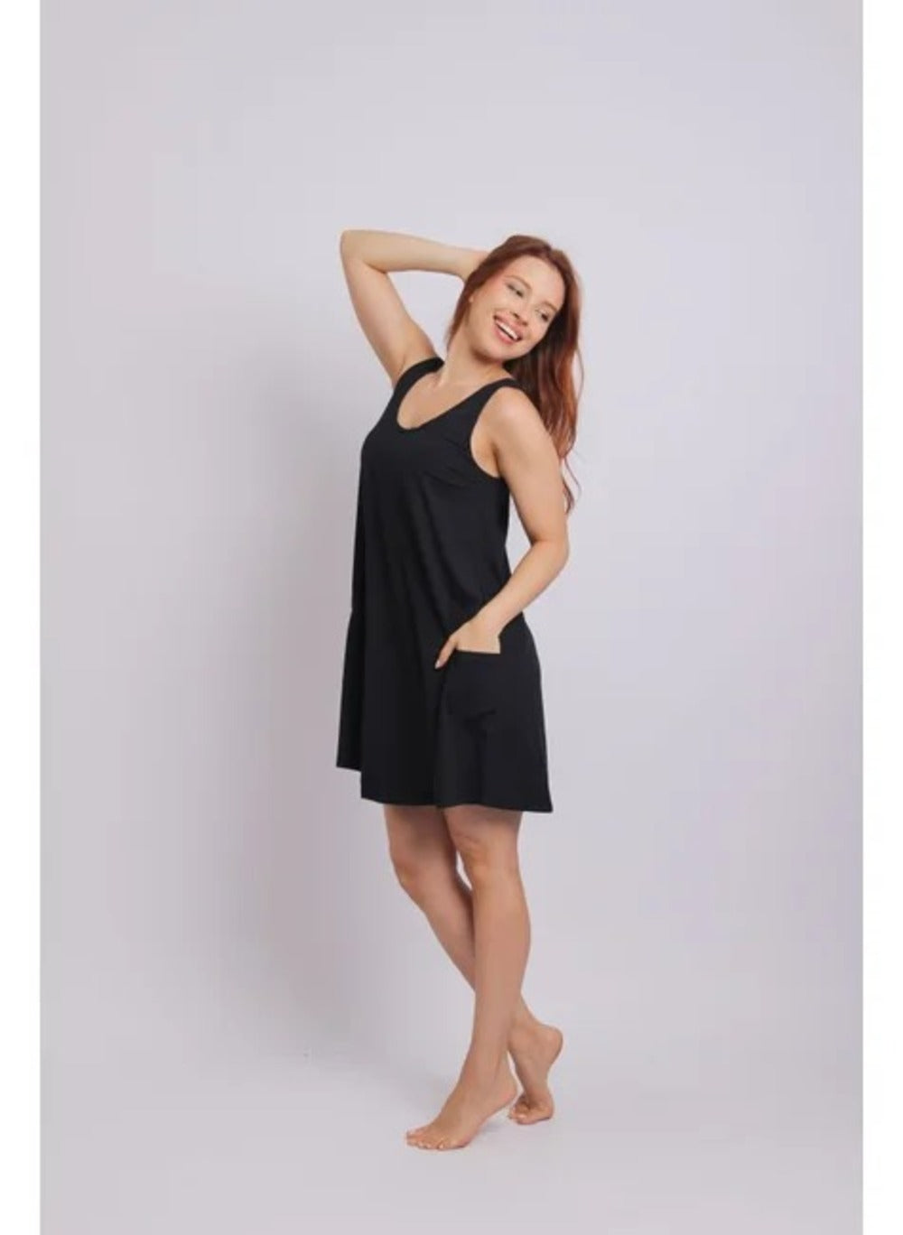 3105 - Saída de Praia Vestido Curto Com 2 Bolsos Preto - Duna Casual