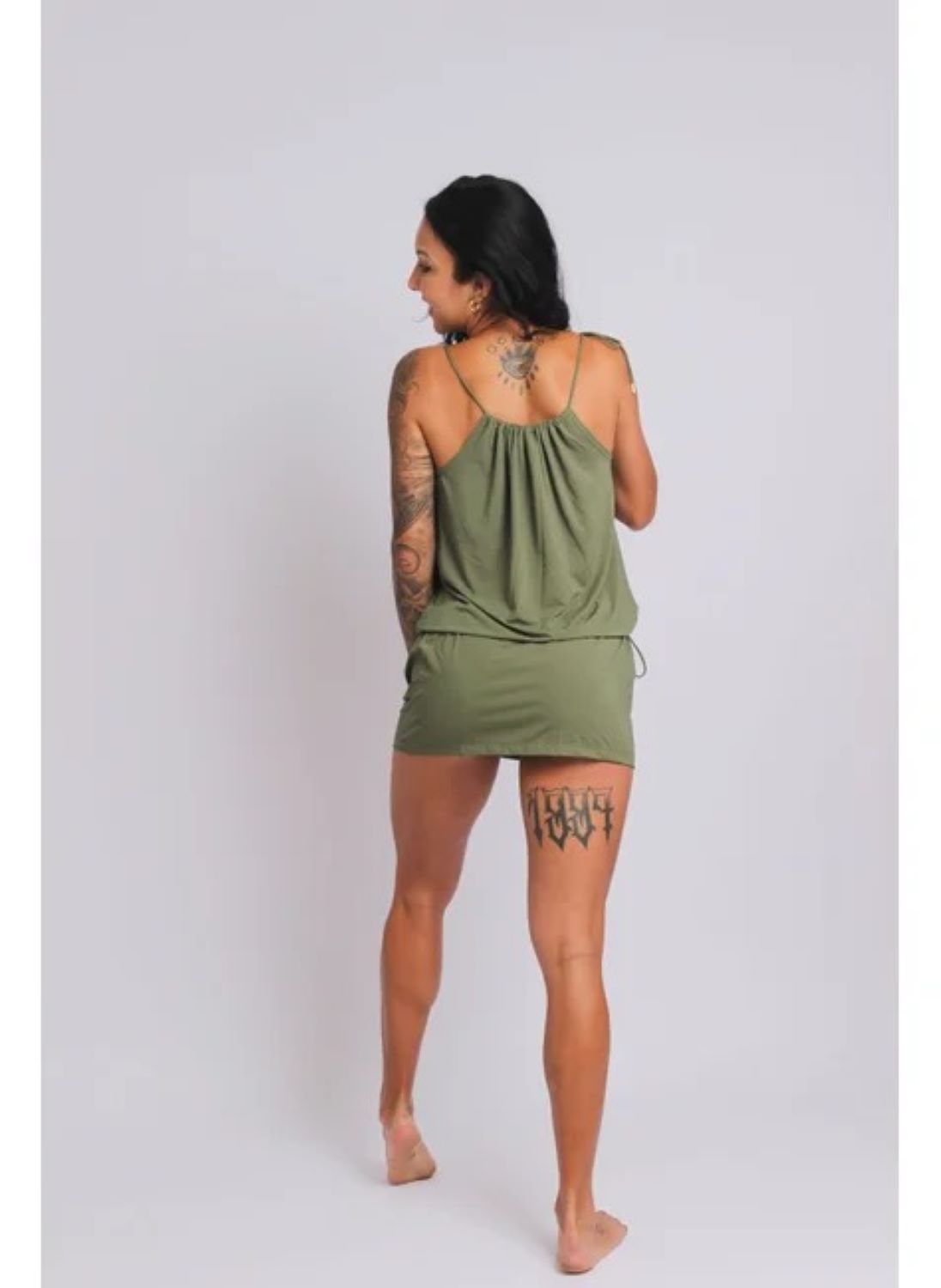 4001 - Saída de Praia Curta Clássica Verde Oliva - Duna Casual